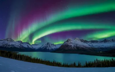 Luces polares aurora borealis de 360 grados bailando en cielo oscuro
